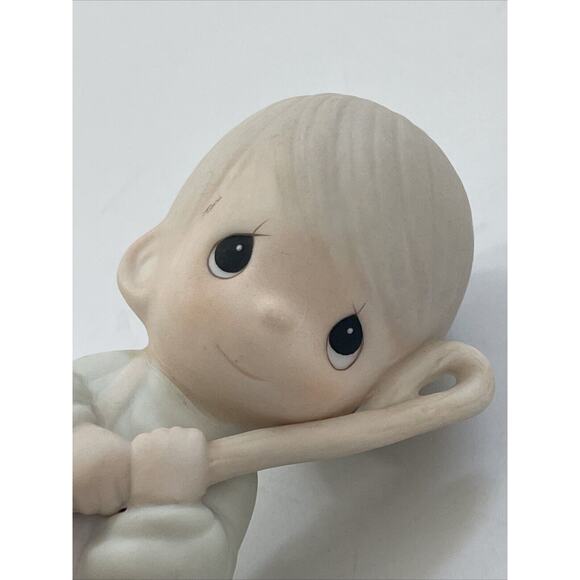 PRECIOUS MOMENTS NATIVITY 104000 SHEPHERD w/STAFF COME LET‎ US ADORE HIM 1986 - Picture 6 of 9